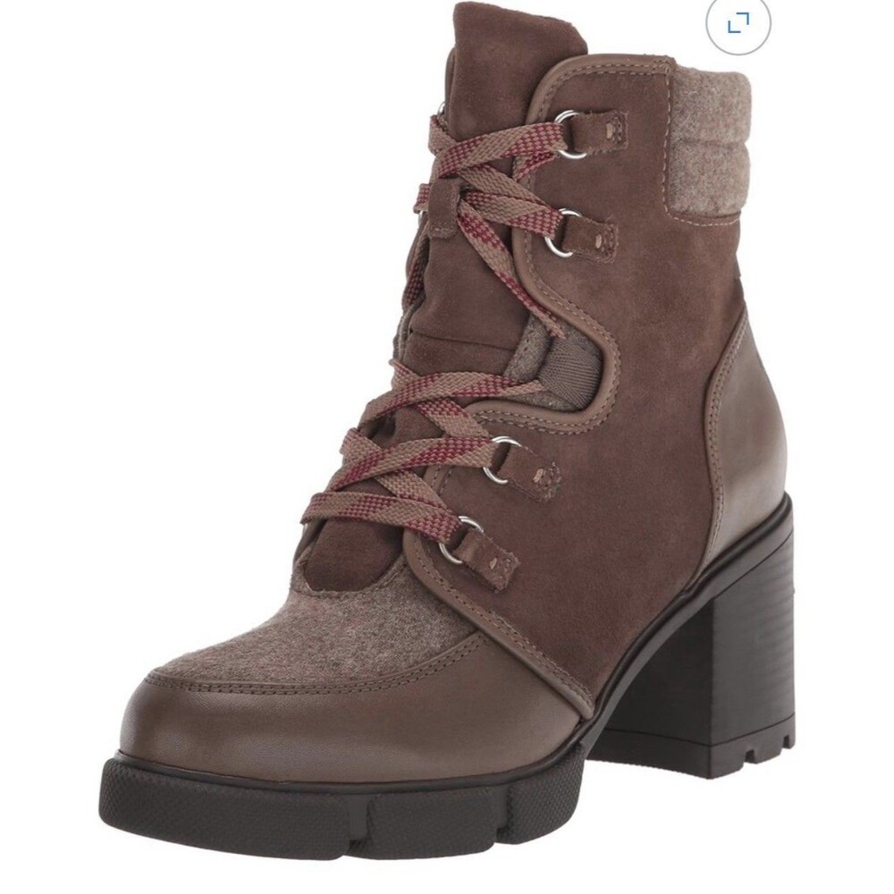Naturalizer Myla Sweetwood Modern Utility Waterproof Leather Block Heel Boot 7M